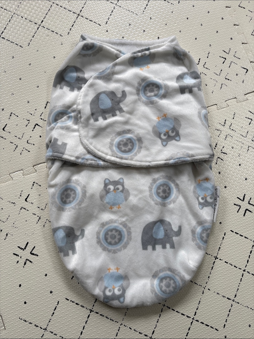 Blankets & Beyond velcro swaddle